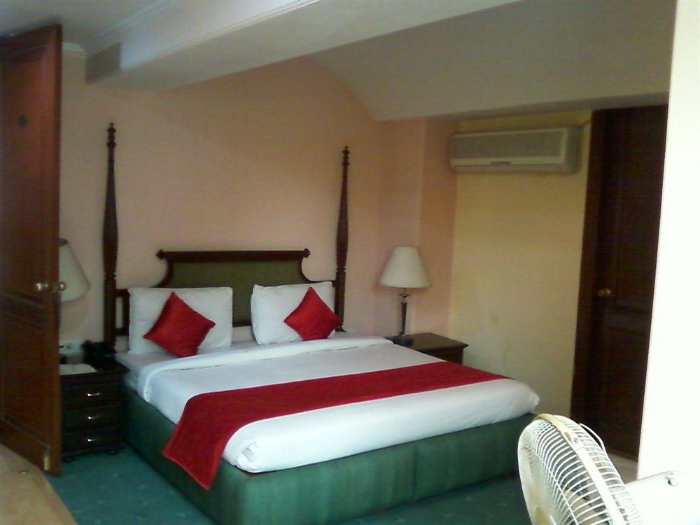 Treebo Corporate Park Hotel New Delhi Ngoại thất bức ảnh