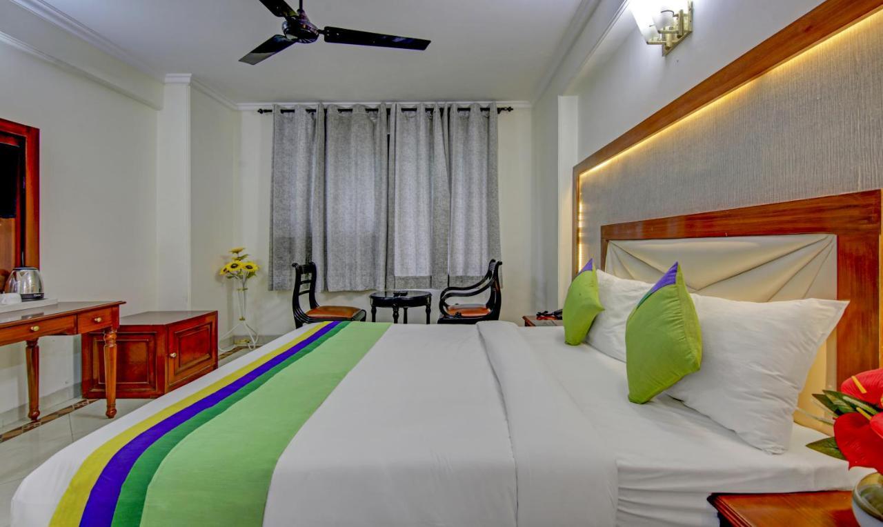Treebo Corporate Park Hotel New Delhi Ngoại thất bức ảnh