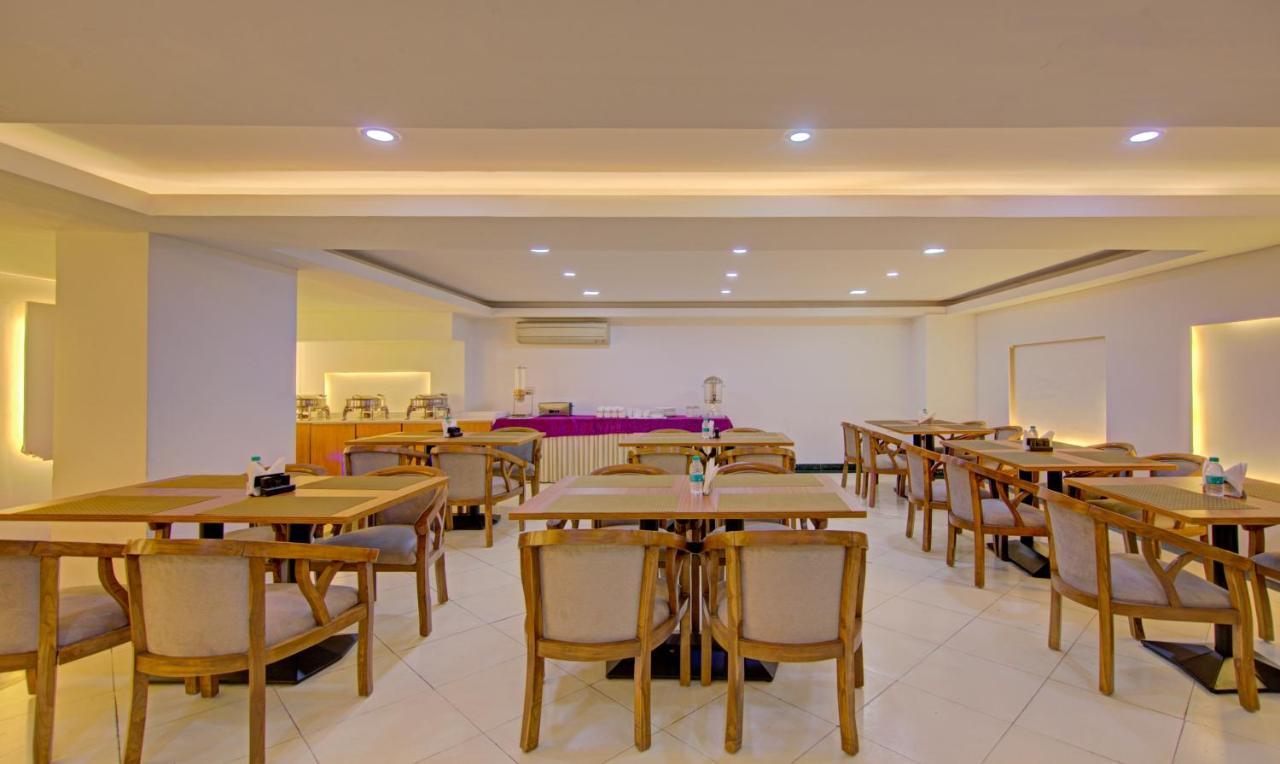 Treebo Corporate Park Hotel New Delhi Ngoại thất bức ảnh